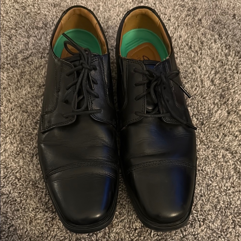 Clark’s Men's Black Leather Dress Shoes
